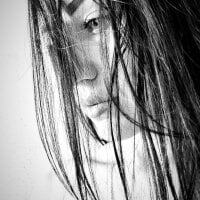 LORA_x's Avatar Pic