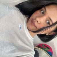 lovedforeverr webcam model