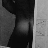 Carlenjoysswithoil webcam