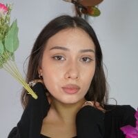 MissyHuf model avatar