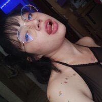 WandaDoll webcam model