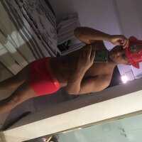 negritomazloum's Offline Chat Room