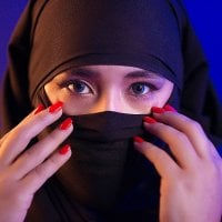 AishaAlabi 離線聊天室