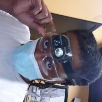 mrpipelayher100's Offline Chat Room