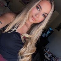 DiorDolly webcam model
