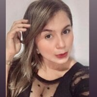 vaalery_latina webcam model