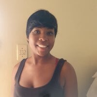 Tillah87 webcam model