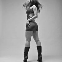 love_bitessss webcam model