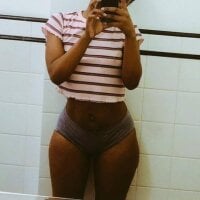 Hot_Essyy