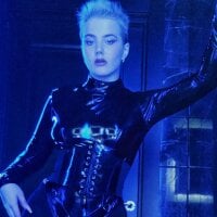 Angela_aderly's Offline Chat Room