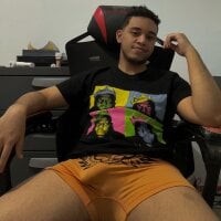 Juanihot21 webcam