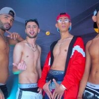 Extreme_boys webcam