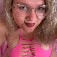 CurvyAnonymousGirl89