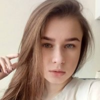 AndreaLovi Adlı Modelin Çevrimdışı Sohbet Odası