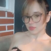 paulina_1122's Avatar Pic