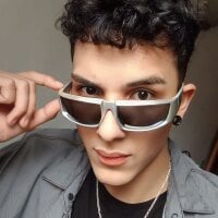 DanLust666 model avatar