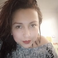 gabriela_hot36's Offline Chat Room