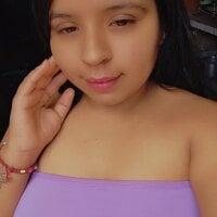 sexy-mom22 webcam model