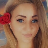 perfectKatee's Offline Chat Room