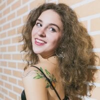 FalineGirlingLive Webcam