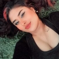 Dani_fornicattion's Offline Chat Room