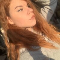 Sophie_Reeds' Offline Chat Room