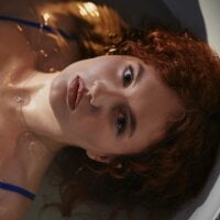 -AnnaWest- webcam