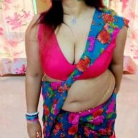 Indian-oyo-boudi
