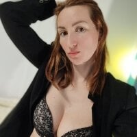 Leila_cam18 webcam model