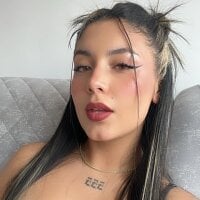 Lia_14_ model avatar