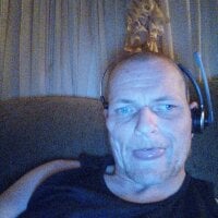 Letshavebarebacksex666's Offline Chat Room