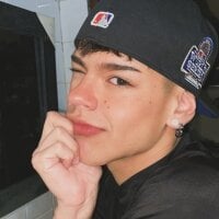 Kevinmiett webcam model