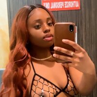 Chatroom hors ligne de LuxuriousNuNu