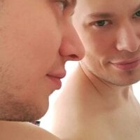 Andre-Blue's Offline Chat Room