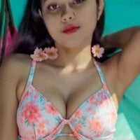 Hot__cute001Live Webcam