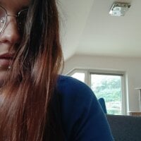 Tutti-Slutty webcam model