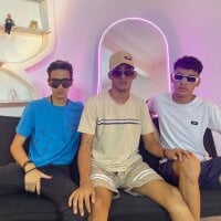 BLONDON_BOYS webcam