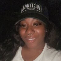 glitterE's Offline Chat Room