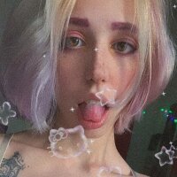 sylvia_squirtle's Offline Chat Room