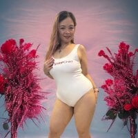yummymeily webcam model