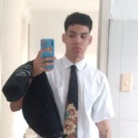 fl0wer_boy webcam model