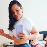 KAROLNATALIA's Offline Chat Room