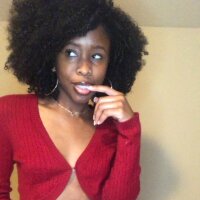 EbonyBunnieee's Offline Chat Room