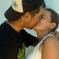 Alex_andLunaXXX's Offline Chat Room