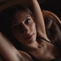 GoodGlamorGirl nude strip on webcam for live sex video chat
