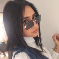 serena_jeyms webcam model