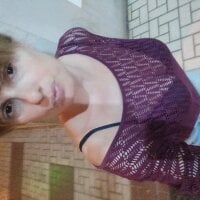 nuriataomilf's Offline Chat Room