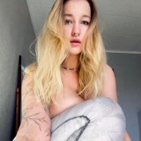 Amelia_naughtyGirlLive Webcam