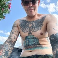 D13ON3L webcam model