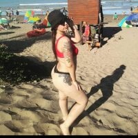 Saggitariana40's Offline Chat Room